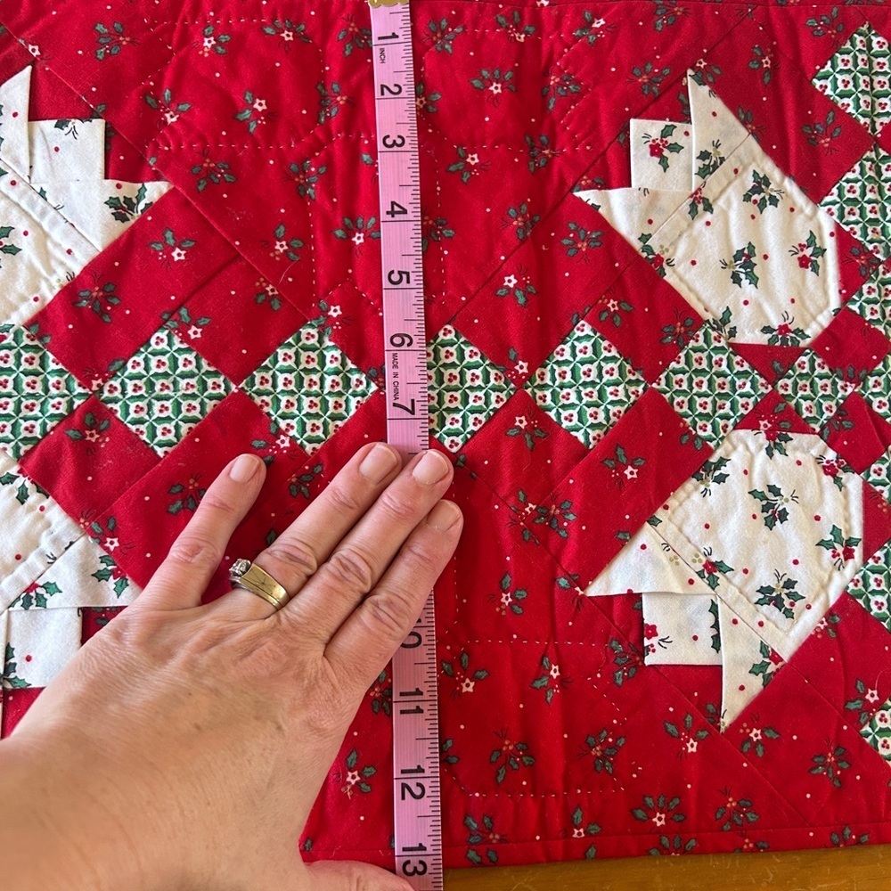 Beautiful handmade table runner 13x53 inches. Red, green & white. - Picture 3 of 8